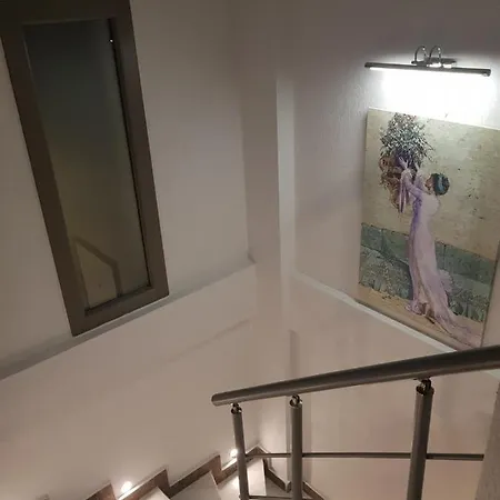 Gundogan Deniz Manzarali Olan Sakin Ve Huzurlu Villa